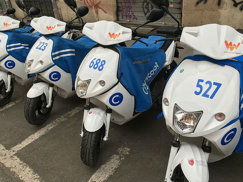 Quels sont les aspects négatifs d’un scooter électrique ?